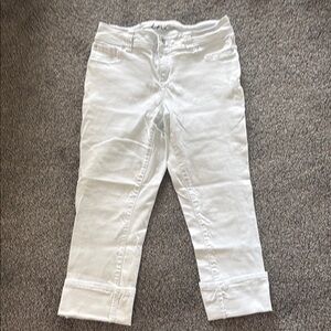 INC International Concepts White Ankle Cropped Jeans